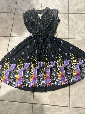 70’s Rare Polyester Dress Watercolor Print Black Base With Floral Print Sm/Med